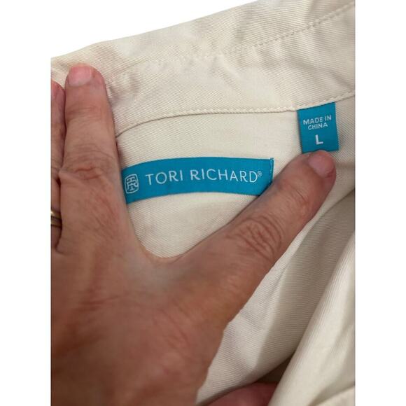 Tori Richards Hawaiian Christmas embroidered shirt, cream, collectors, tropical - Picture 7 of 10